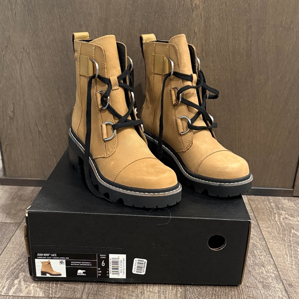Sorel Tan and Black Lace-Up Boots